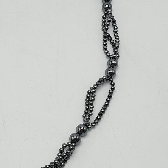 Hematite Beaded Necklace 28 Inch Length No Clasp Vintage - Picture 3 of 4
